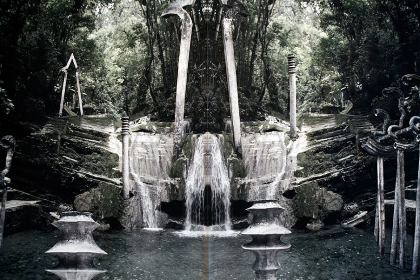 http://www.giuri.mirunadragan.com/files/gimgs/th-6_Dragan06_XilitlaForever_detail3-web_v2.jpg